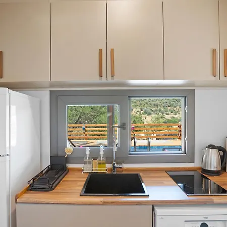 Ozzy Tiny House- Woo 乌尔拉